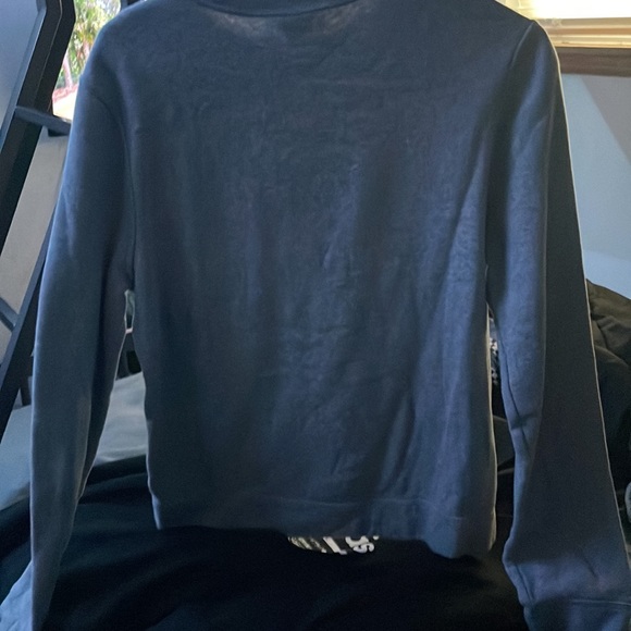 Nike XS Sweatshirt - Picture 2 of 2